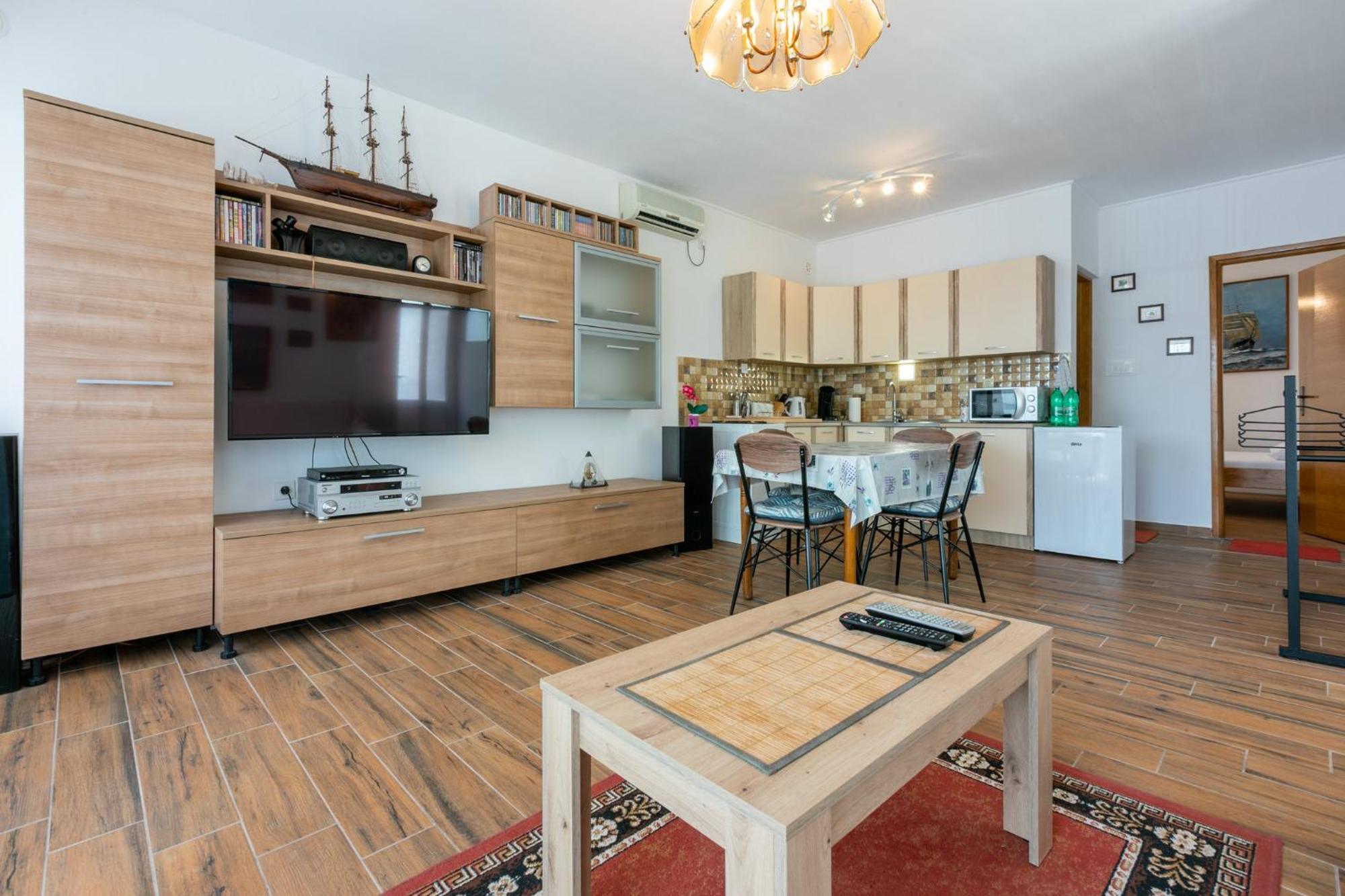 Milano Apartment Selce Bagian luar foto